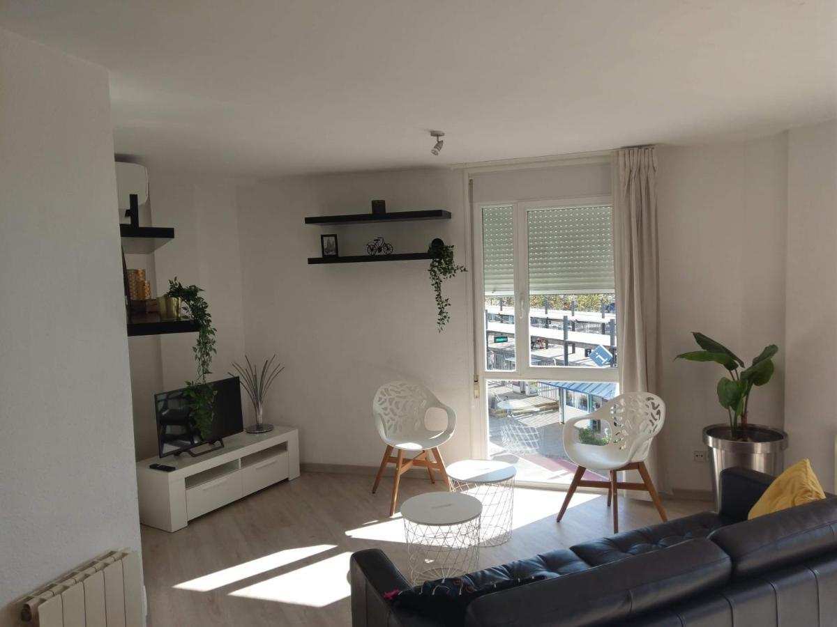 Luxury Apartment Accommodation, Next To Beach & Train Station Calella Eksteriør billede