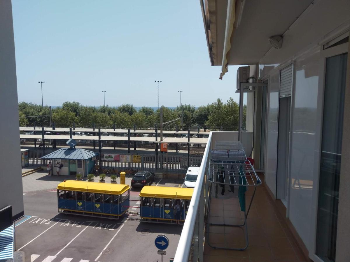 Luxury Apartment Accommodation, Next To Beach & Train Station Calella Eksteriør billede