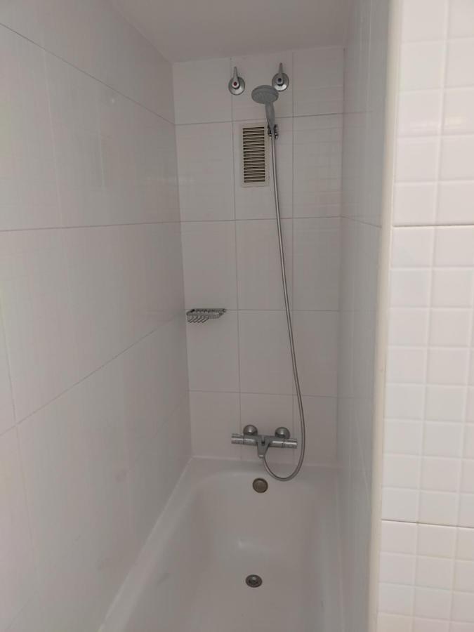 Luxury Apartment Accommodation, Next To Beach & Train Station Calella Eksteriør billede